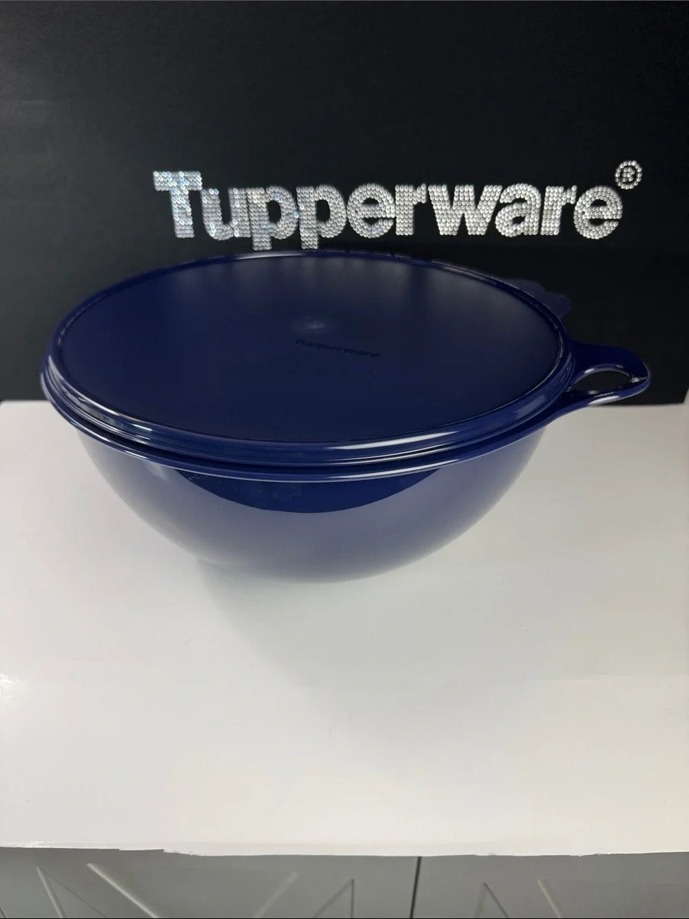 Tupperware 32 Cup Thatsa Bowl Dark Blue Large Mixing Serving Storage Bowl New
